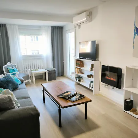 Torres Del Centro By Alogest - Parking Opcional アパート