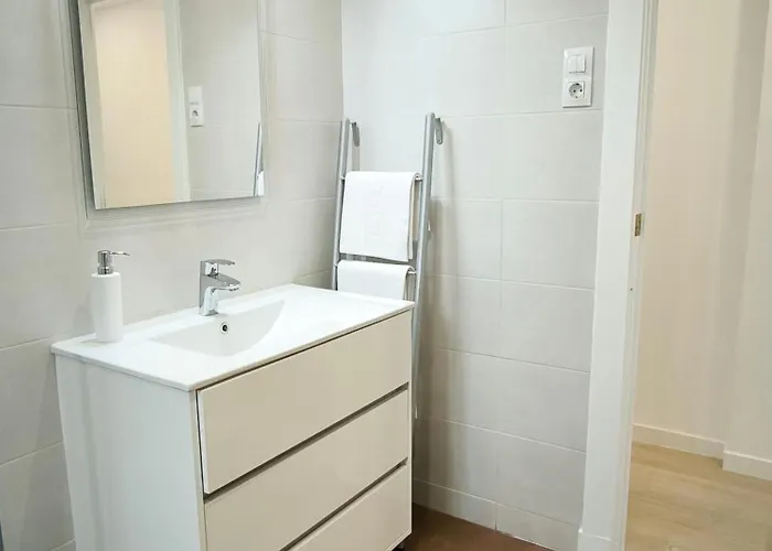 Torres Del Centro By Alogest - Parking Opcional サラゴサ