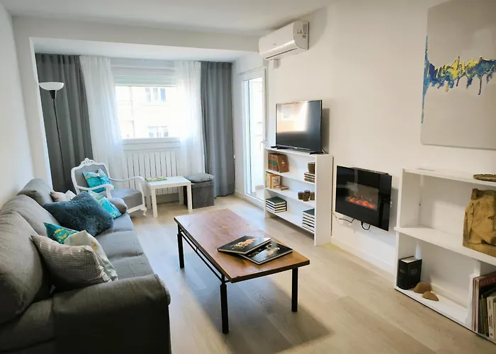 Torres Del Centro By Alogest - Parking Opcional 아파트